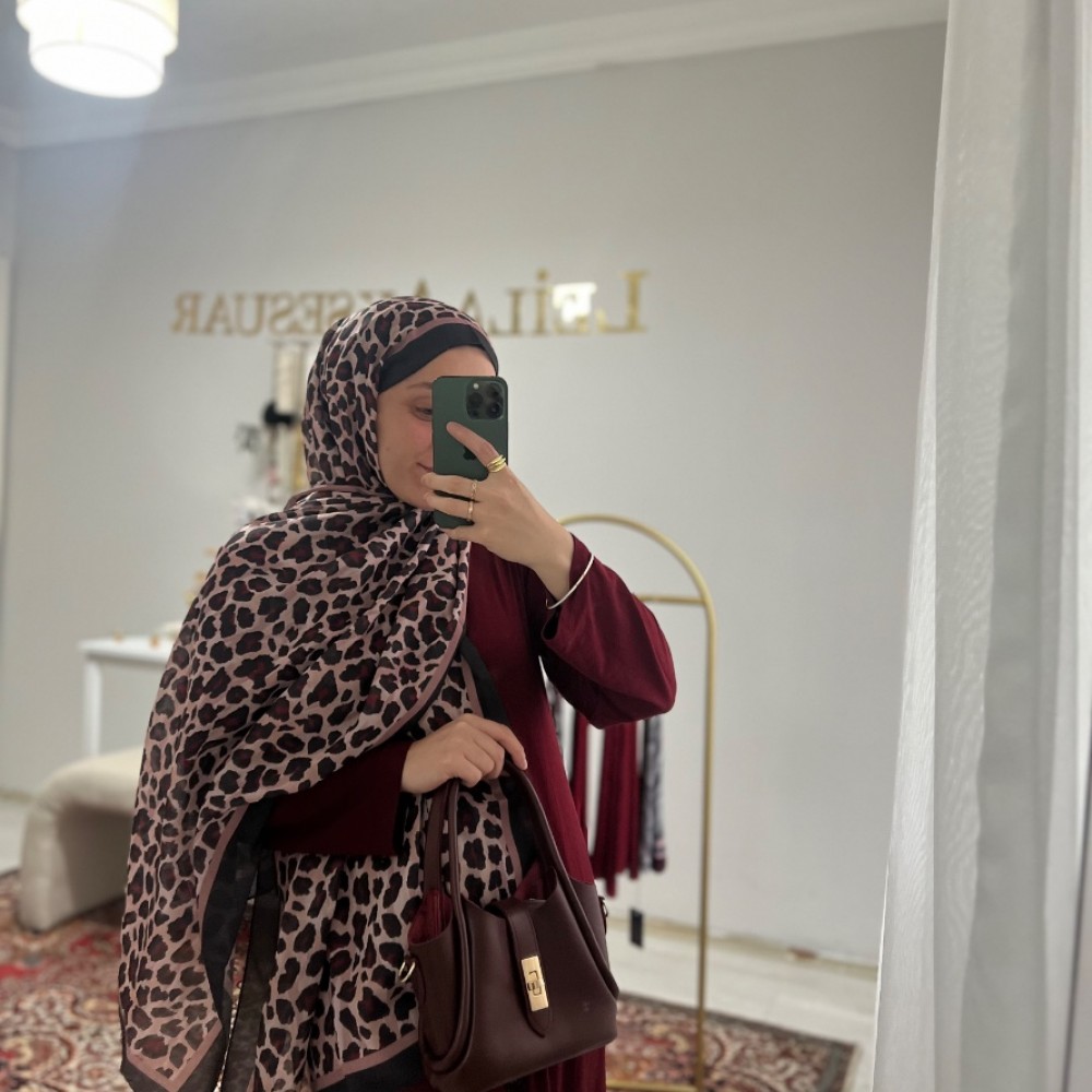 Leopar Desen Bordo Bambu Jakar Şal Leopar Desen Bordo Bambu Jakar Şal
