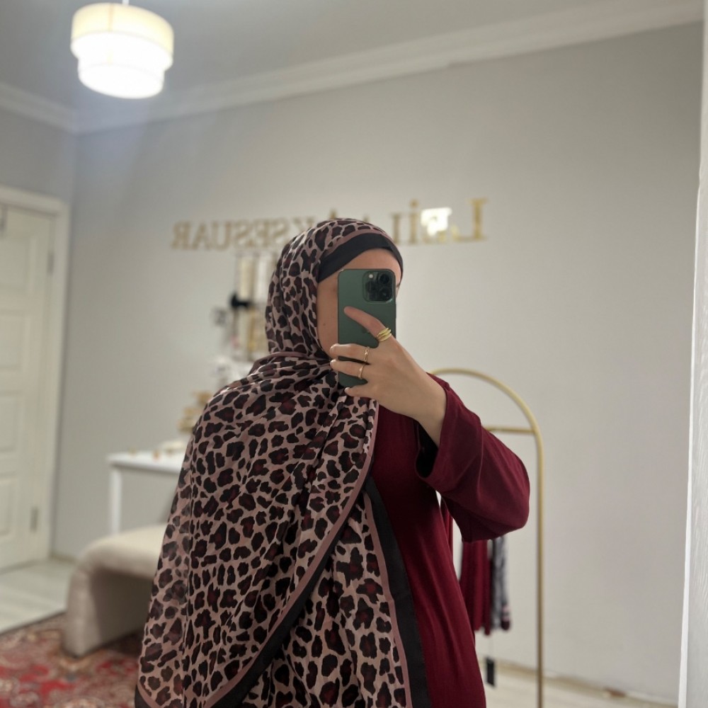 Leopar Desen Bordo Bambu Jakar Şal Leopar Desen Bordo Bambu Jakar Şal