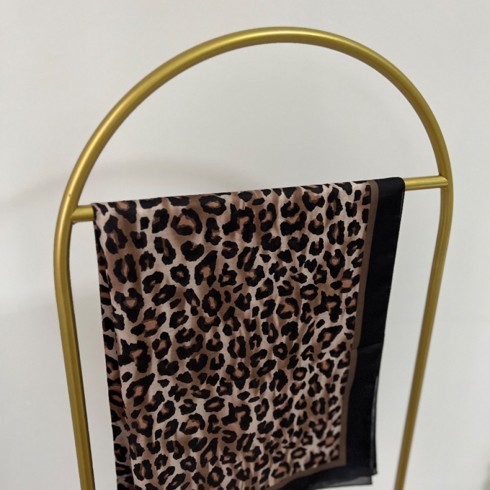 Leopar Desen Bambu Jakar Şal Leopar Desen Bambu Jakar Şal