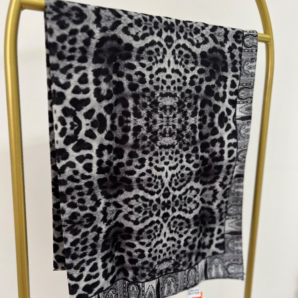 Leopar Desen Bambu Şal Leopar Desen Bambu Şal